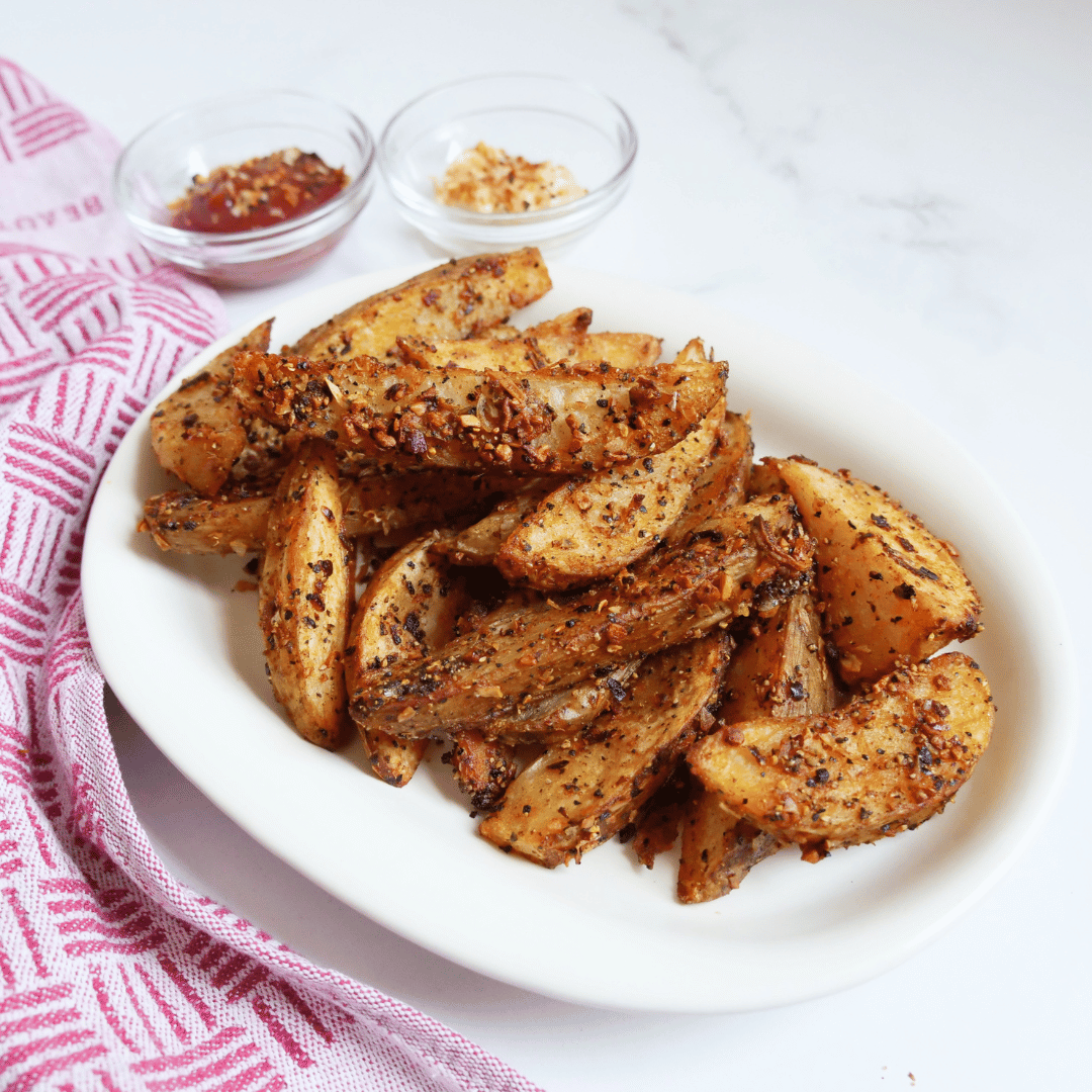 Video showing how to make fried potatoes with Umami Steak Seasoning at home